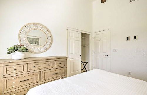 Upscale Phoenix Abode Walk to South Mountain Park - Foto 25