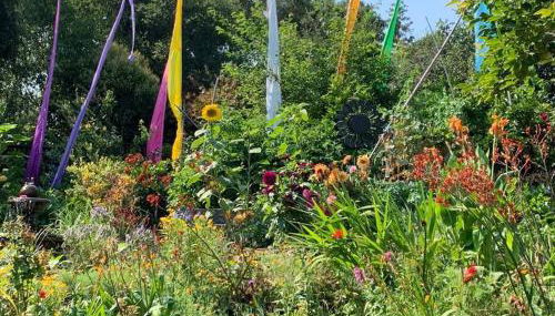 Amazing Santa Cruz Landscaped Paradise - Foto 3, Garden, Garden view