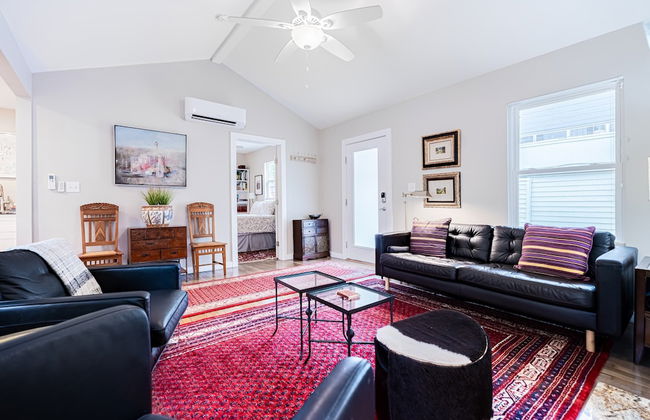 Beautiful Cottage Close to Downtown Austin - Foto 1