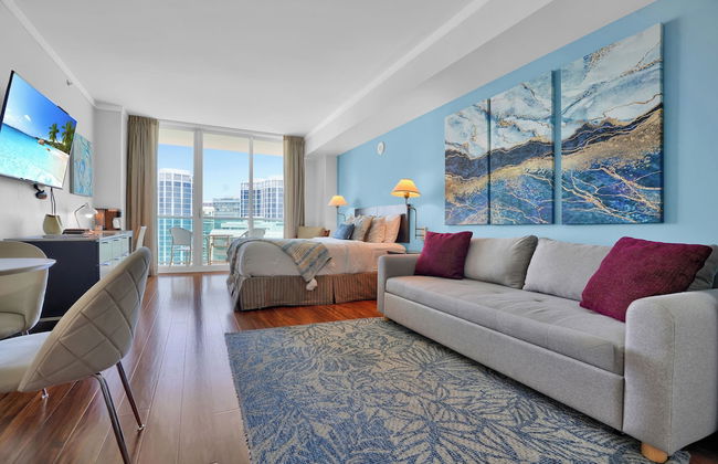 Glamorous Bay View Studio in the Grove - Foto 15