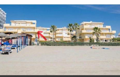 BEACHFRONT APARTMENT In LA CALA DE MIJAS - Photo 4