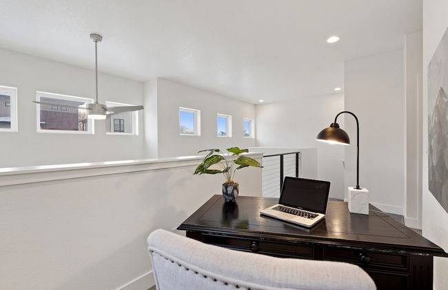 Steps From River & Old Town - Hot Tub & King Bd - Foto 8