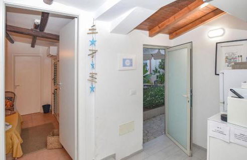 Nice Home In Punta Braccetto - Foto 17