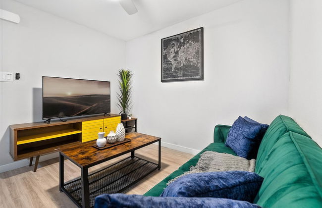 Stylish 1BR Near UT Highland Evonify - Foto 24