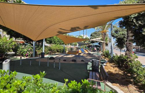 Sea View Penthouse Apartment with Hot Tub - Casa Bella Vista, Buenas Noches , Estepona - Photo 66