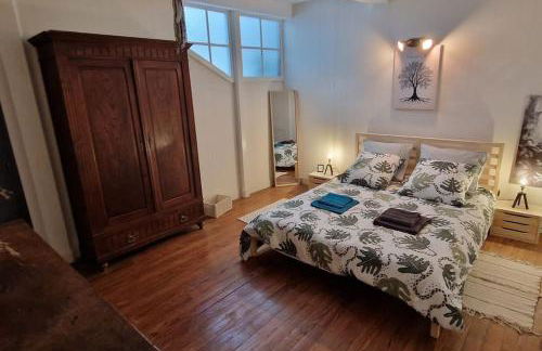 Spacieuse Maison de ville - Quartier Calme - 10 Personnes - Foto 20