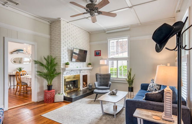 Little Yellow Cottage on Water Street - Foto 2