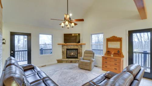 The Eagles Nest at Alpine Cabin with Fireplace! - Foto 5