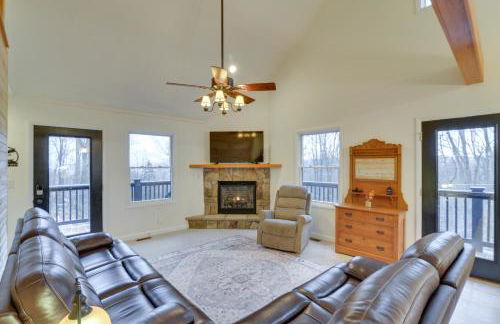 The Eagles Nest at Alpine Cabin with Fireplace! - Foto 5