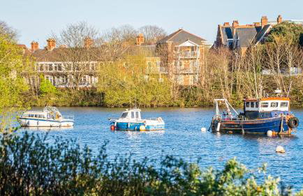 Piazza 2 bed 2 bath APT close to Cardiff Bay and WMC with Private Parking - Foto 26