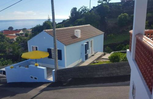 Sunrise House - Photo 1