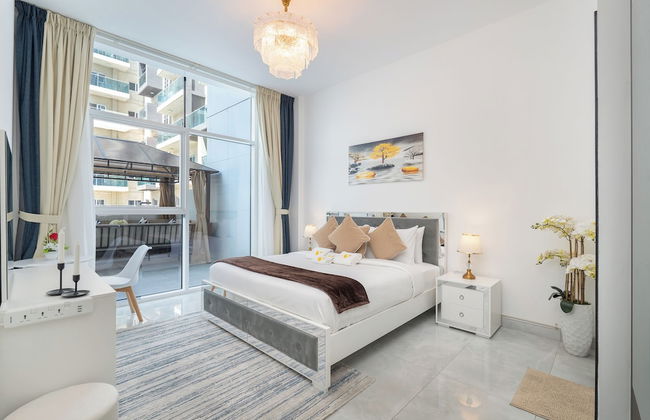 Vogue Elegance at Pearlz near Metro - Foto 13