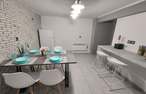 Anastasia's apartment with yard - Foto 15