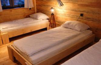 Osada Brzeziny - 25 minut od Warszawy - sauna, balia z jacuzzi, basen, altana, grill, ogród, ognisko - Foto 7