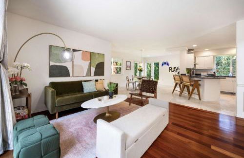 Kirkland Elegant 4B 2 5B Family Retreat with Designer Decor - Photo 6