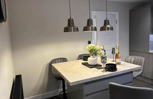 Rochester Apartment-sleeps 4-free Parking - Foto 9