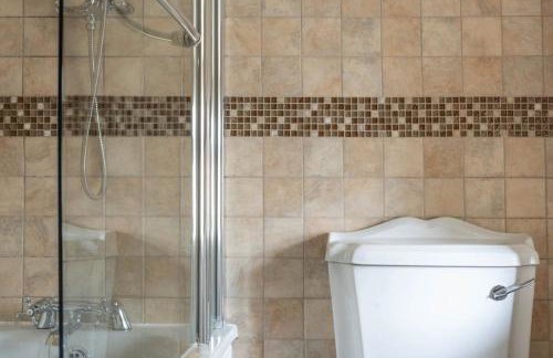 Charlotte's Cottage, a Charming Cotswolds Getaway - Photo 15