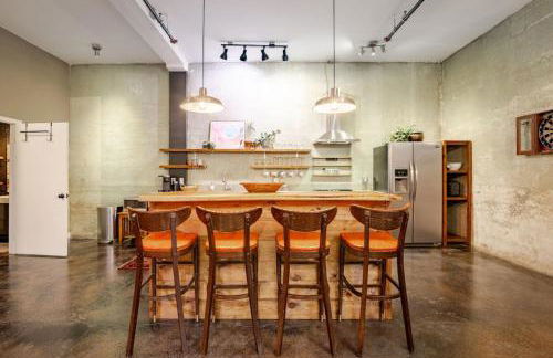 Modern City Loft Downtown Lynchburg VA LYH HUGE - Foto 7