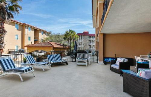 Unique 3BR, 1 of 5 Condos w/Huge Poolside Patio, Steps to Beach & Pier, Gated - Foto 58