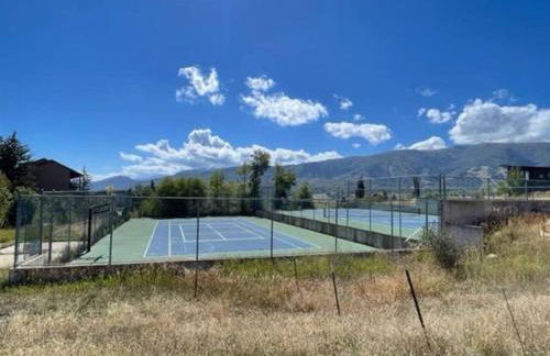 Welcoming Wolf Getaway - Foto 13