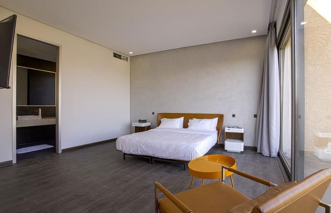 Villa Amara Oliver Palm Resort - Photo 4