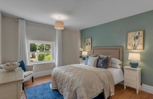 Stylish 4-Bed Apartment in Suffolk l Near Town - Foto 10