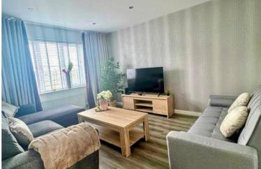 Elysian Escape, modern 5 bedroom house - Photo 42