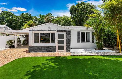 Perfect FLL Location with Putting Green - Foto 9