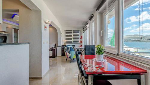 Apartment in Arbanija With Terrace - Foto 5