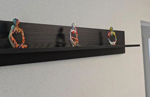 Familienfreundliche geräumige Design-Wohnung mit Balkon im Zentrum - APOLONIAliving - Foto 27