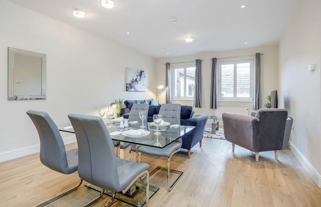 Luxury 2 Bedroom Apartments with Parking - Foto 76