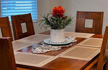 Spacious, Quiet, Near Zoo, Stadium & Family Spots - Foto 6