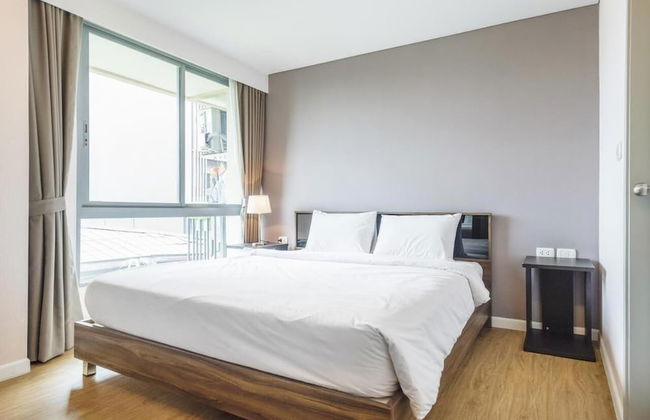 Locals Sathorn Siamese Nang Linchee - Foto 26