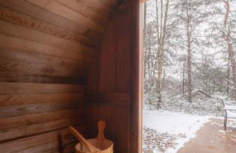Wooded Circle - Barrel sauna, hot tub, fire pit - Foto 1