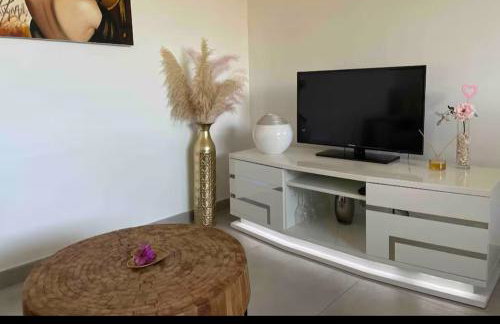 Le jardin Désiris - Logement indépendant avec jardin et parking privé - Foto 6