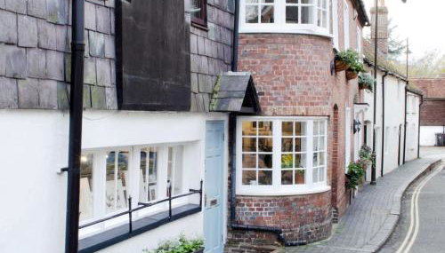 Characterful apartment in the heart of Petworth - Foto 2