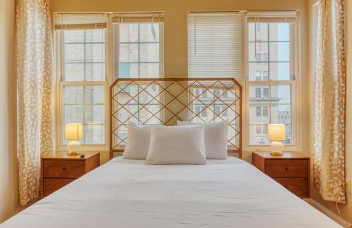 Cherry Suites 2BR Apt w W D Arcade Machine - Foto 22