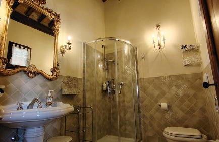 Borgo Storico Cisterna - Photo 126