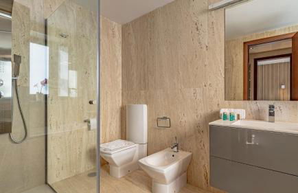 VACATION MARBELLA I Private HEATED Swimming pool, Walking distance to Puerto Banus, Security 24-7, BBQ, WiFi - Photo 18