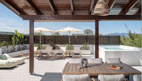 Sol Luxury Apartment - close to the beach with a private heated mini pool - Photo 3