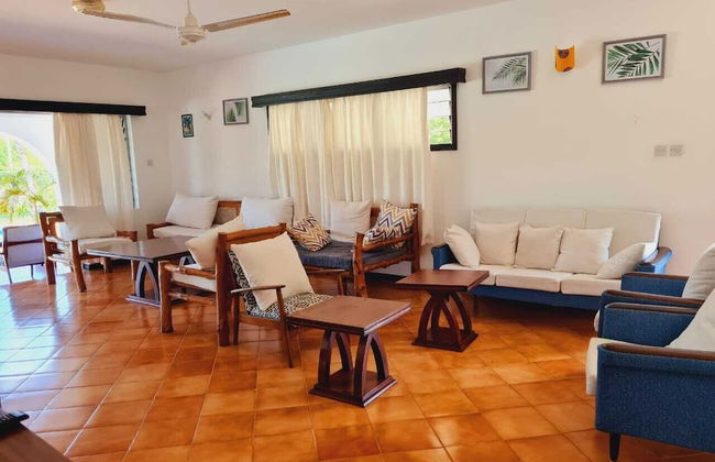 Lux Suites Sanuna Villas Diani - Foto 7