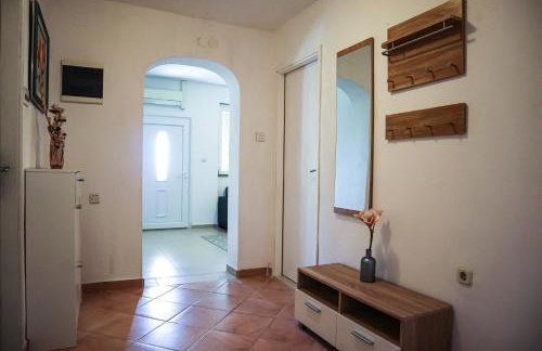 Holiday home Ante with beautiful private garden - Photo 12