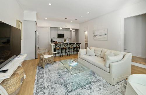 Pass Marianna 8 - Steps to Beach, Pet-Friendly, Pool, Fast WiFi - Photo 3