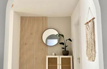 Best Butler Boho Boutique City Apartment Netflix - Foto 27