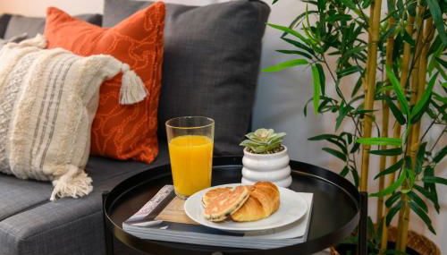 Joseph Suite - Stylish 3BR Home with Parking & WIFI - Foto 4