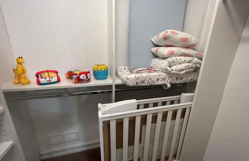 3 Bed - Sleeps 6 - Free Parking - 5 Mins to Beach - Foto 37