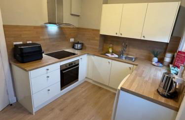 Modern 2BR Cottage Flat - Foto 3