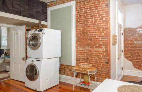 Charming Cozy & Convenient STL Gem ABODEbucks - Foto 14