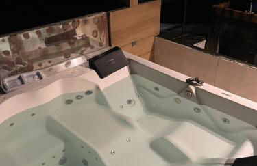 casa c jacuzzi e bilhar - Foto 1