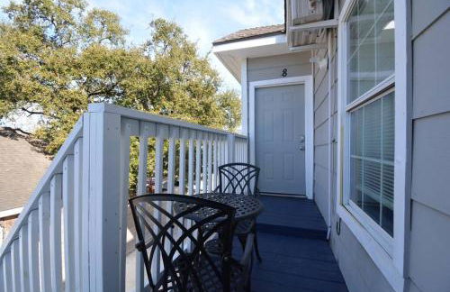 SuperValue Suite #8 @ East End Revitalized - Foto 9